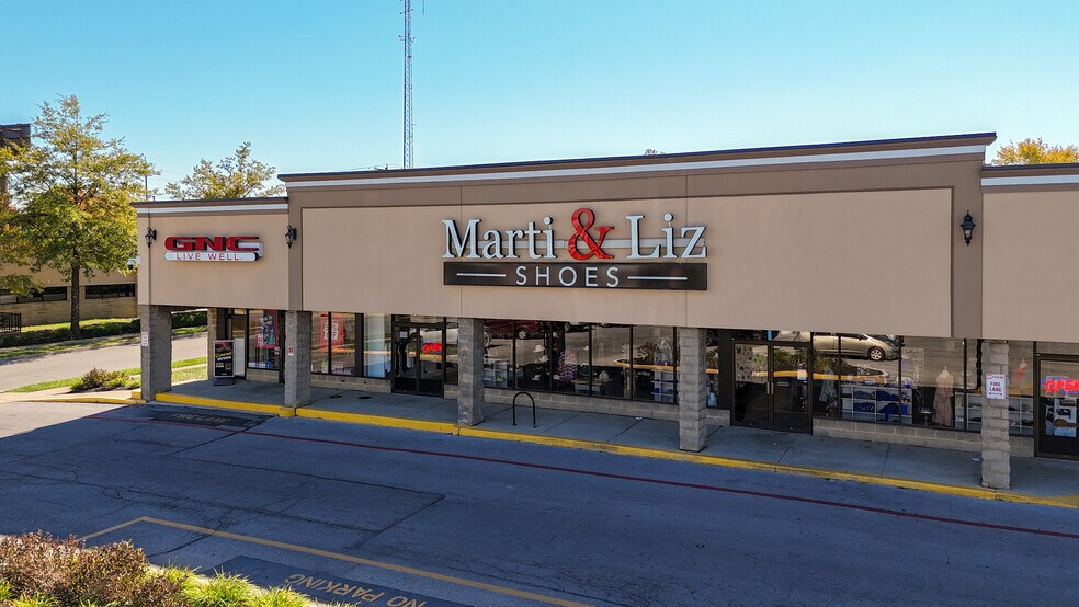 More Photos Of 2307-2375 Nicholasville Rd, Lexington Unknown For Lease