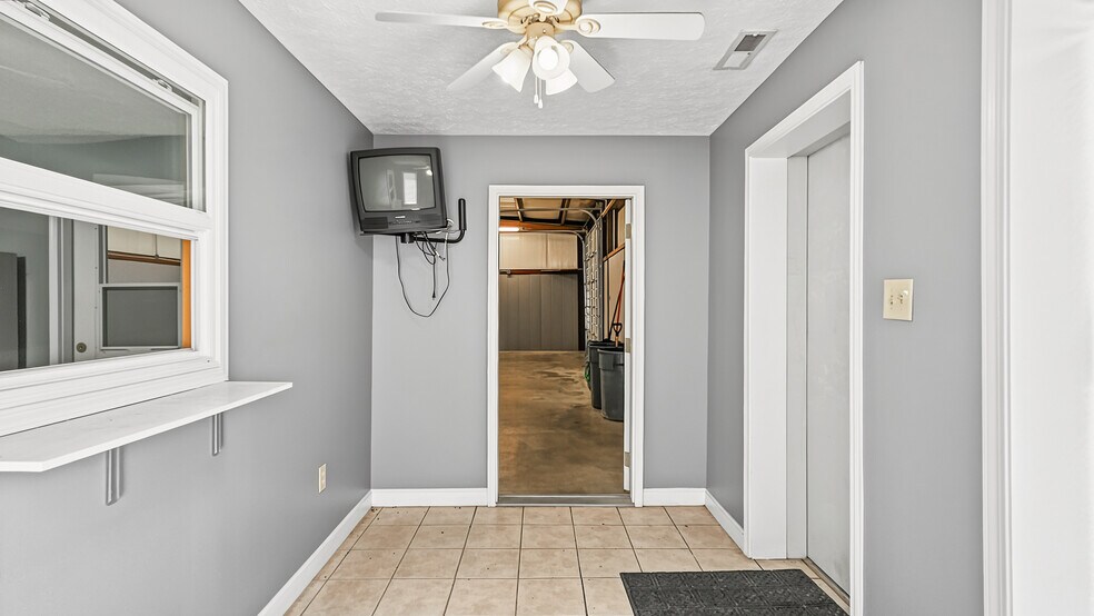 More Photos Of 14405 US Highway 72, Athens Warehouse For Sale