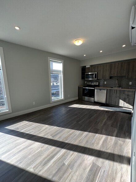 More Photos Of 144 Renfrew Av, Ottawa Apartments For Sale