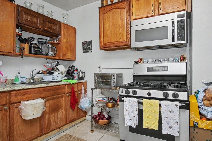 More Photos Of 1719 Edward St, Ossining Multifamily For Sale