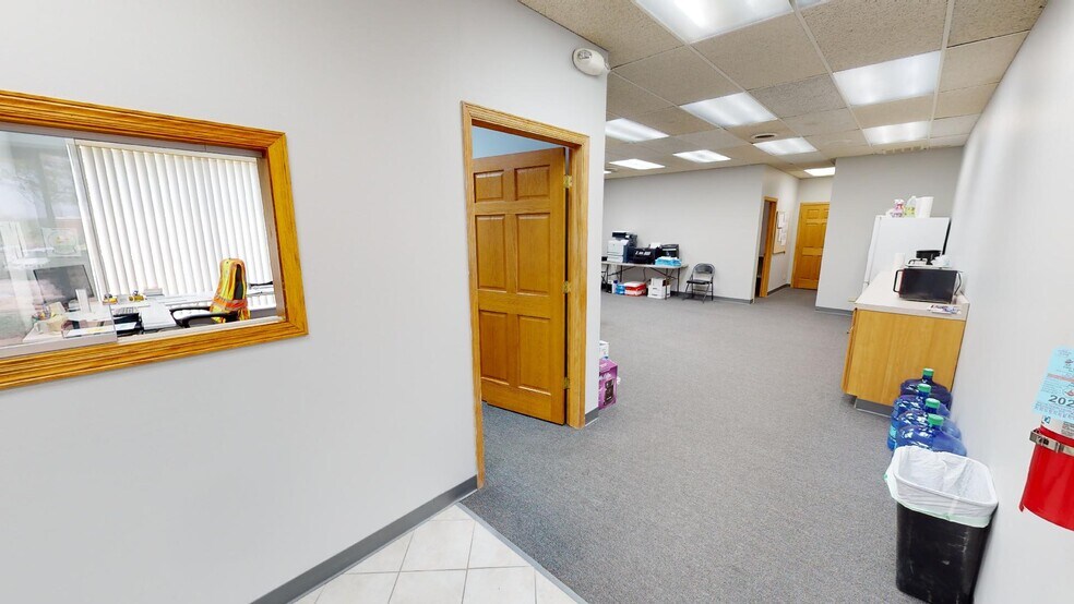 More Photos Of 3401-3419 N Kennicott Ave, Arlington Heights Medical For Lease