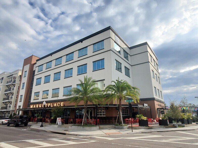 More Photos Of 3801 Avalon Park East Blvd, Orlando Unknown For Lease