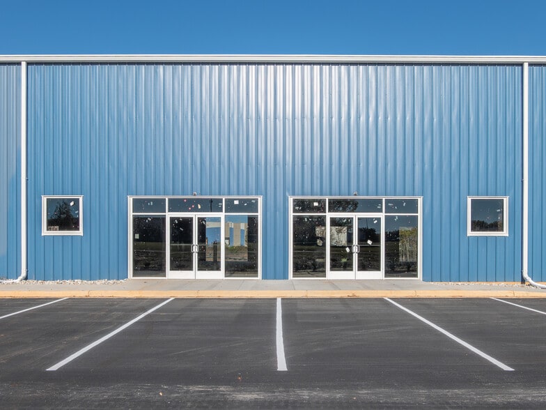 More Photos Of 121 Osage dr, Greenville Warehouse For Sale