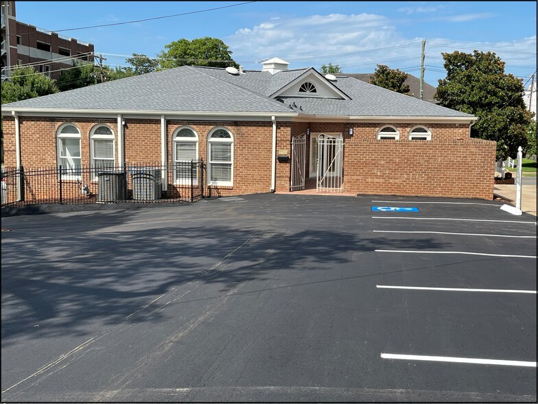 Primary Photo Of 1500 E 4th, Charlotte Office For Lease