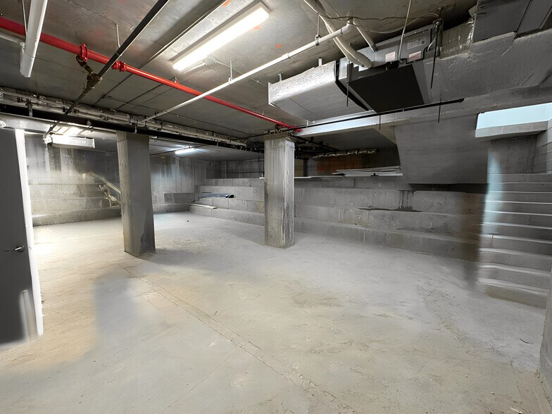 More Photos Of 17 Somers St, Brooklyn Apartments For Lease