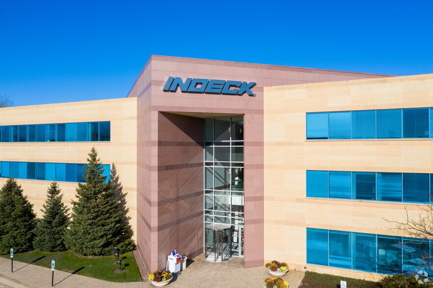 More Photos Of 600 N Buffalo Grove Rd, Buffalo Grove Office For Lease