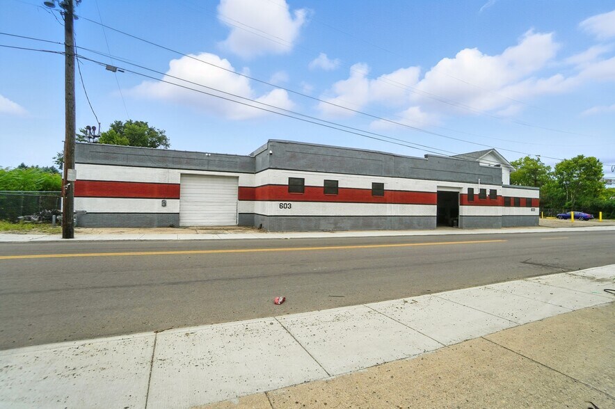 More Photos Of 603 S Broadway St, Dayton Warehouse For Sale