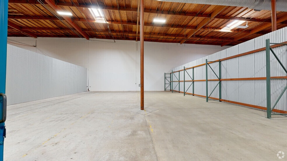 More Photos Of 25509 Industrial Blvd, Hayward Distribution For Lease