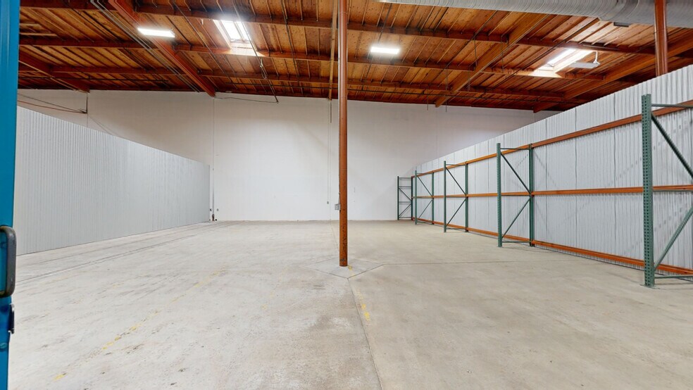 More Photos Of 25509 Industrial Blvd, Hayward Distribution For Lease