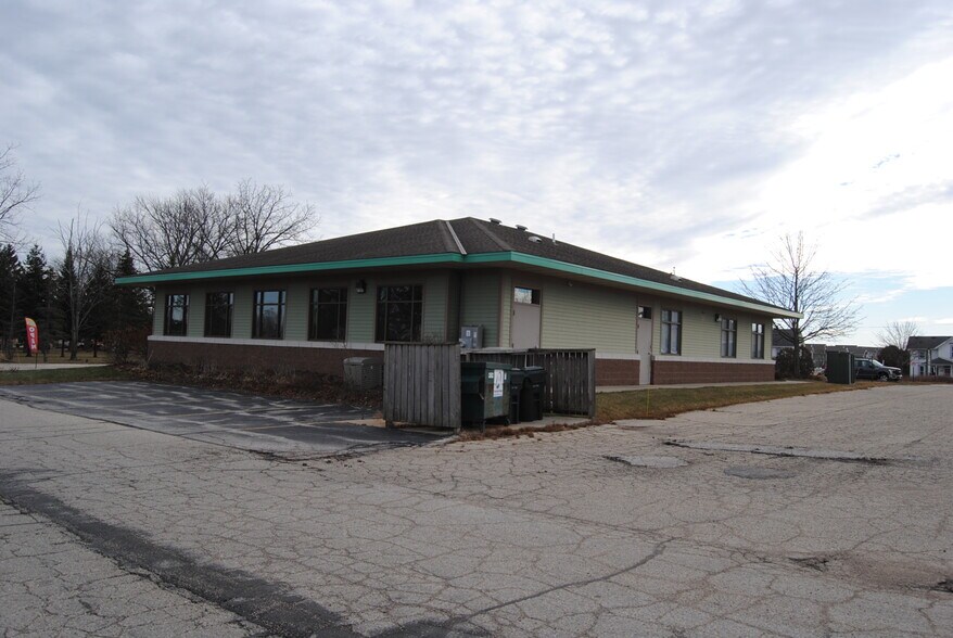 More Photos Of 20566 Main st, Jackson Medical For Lease