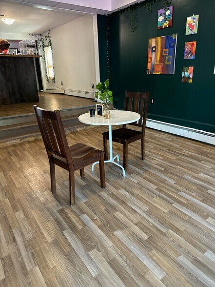 More Photos Of 2051-2055 Springfield Ave, Vauxhall General Retail For Lease
