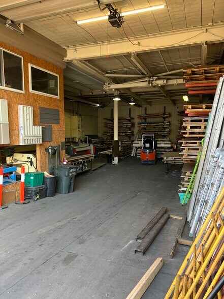 More Photos Of 45 Ivy Ave W, Saint Paul Warehouse For Sale