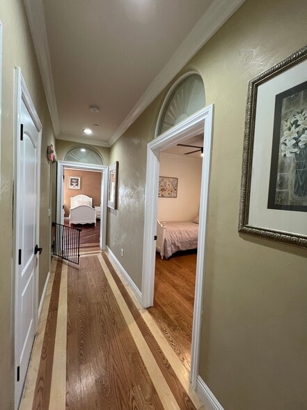 More Photos Of 21428 N 55th Ave, Glendale Assisted Living For Lease