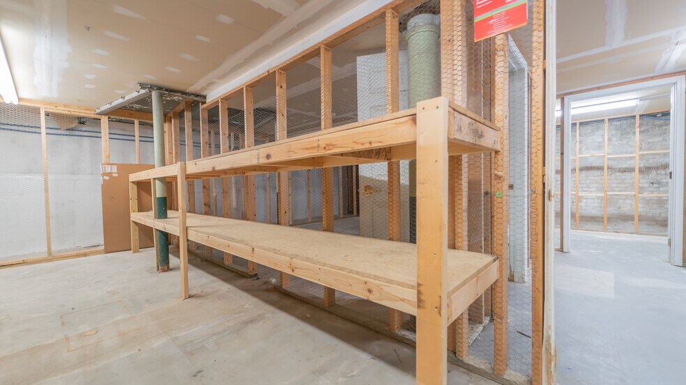 More Photos Of 710 Franklin St, Michigan City Freestanding For Sale