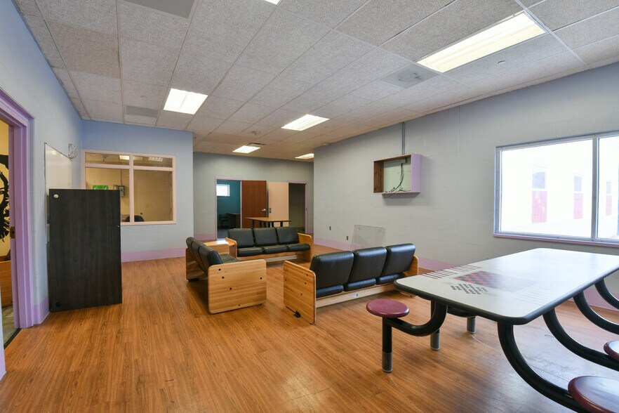 More Photos Of 765 Pierce Dr, Columbus Hospital For Sale