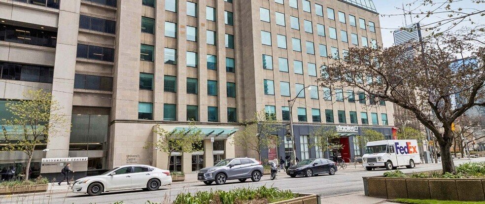 More Photos Of 375 University Ave, Toronto Office For Lease