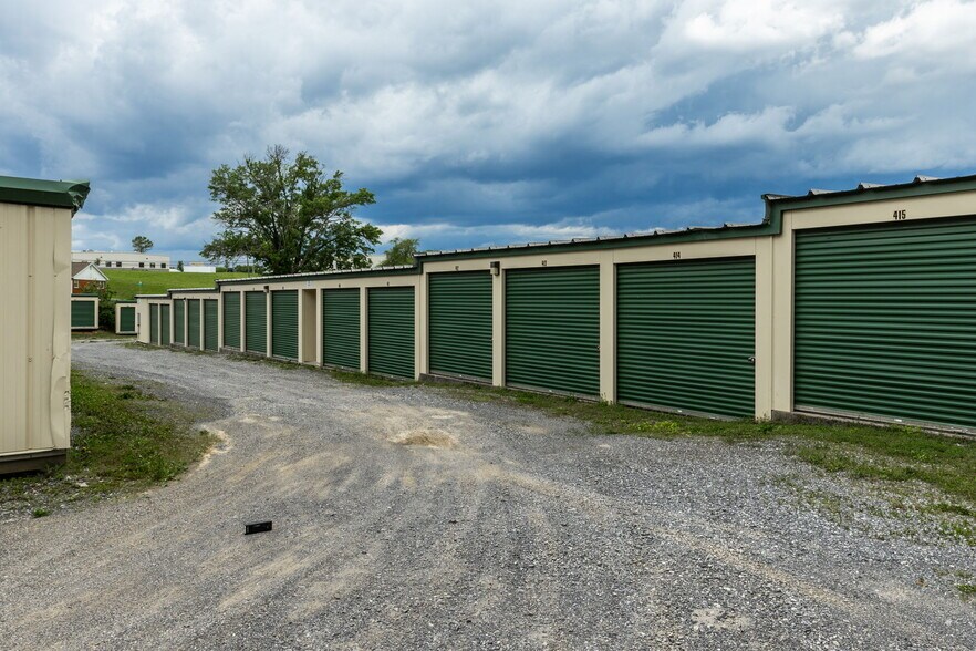 More Photos Of 1614 N Valley Pike, Rockingham Self Storage For Sale