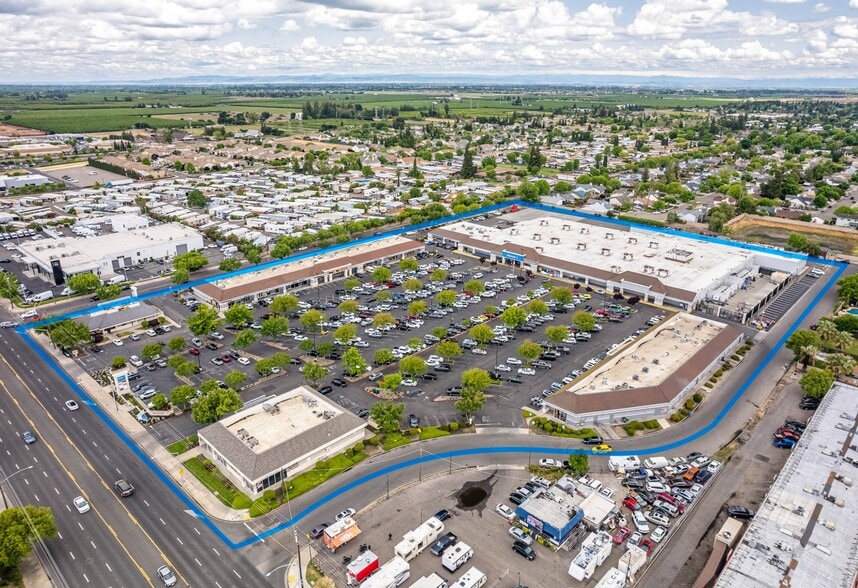 More Photos Of 3848 McHenry Ave, Modesto Unknown For Lease