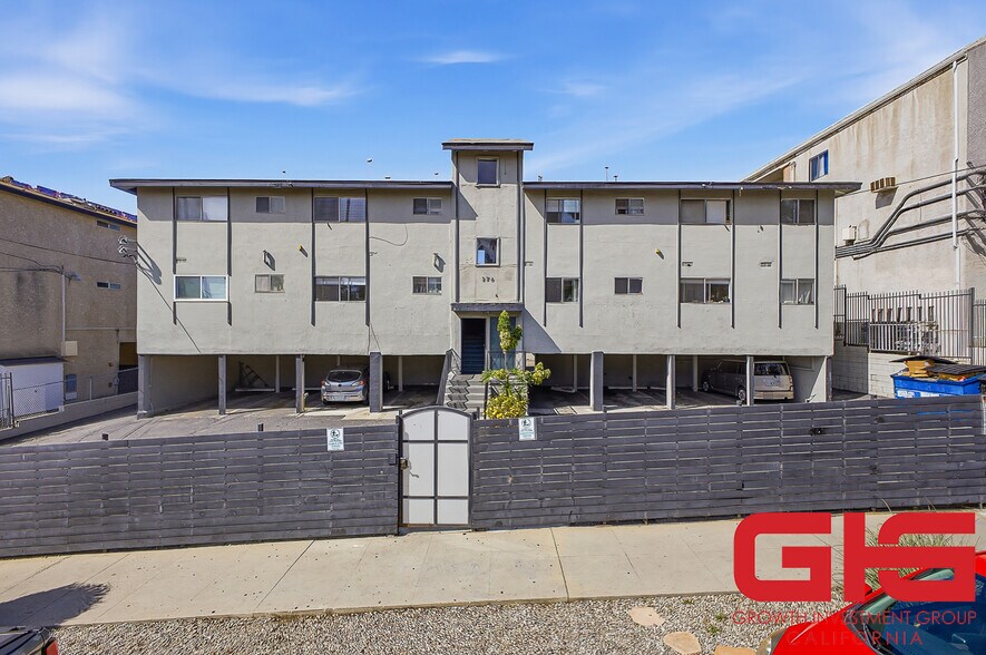More Photos Of 376 N Avenue 57, Los Angeles Apartments For Sale
