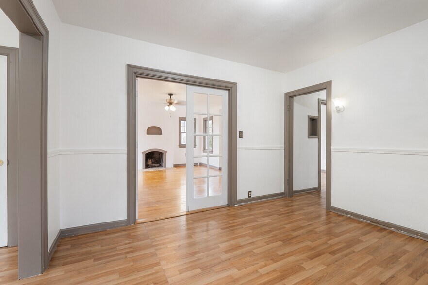 More Photos Of 191 SW 5th Ave, Ontario Specialty For Sale