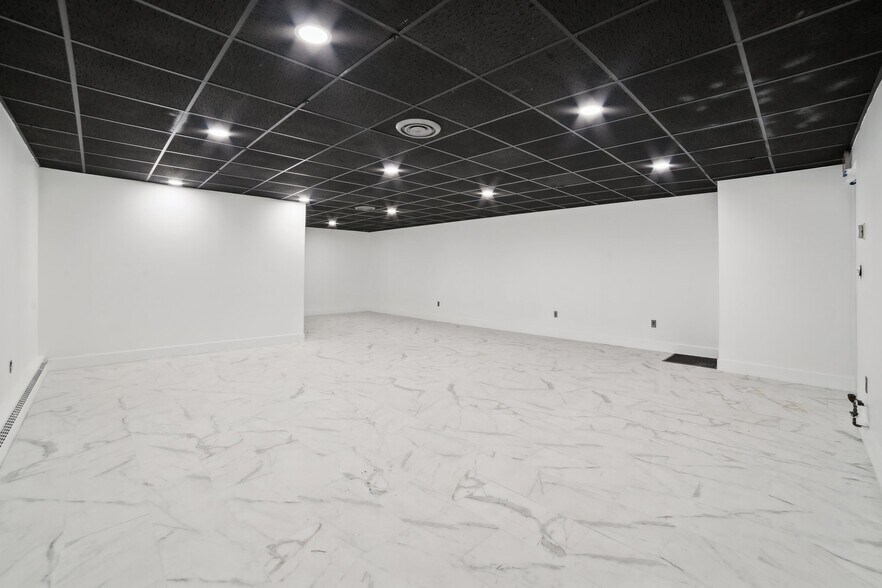 More Photos Of 616 Midland Ave, Midland Office Residential For Sale