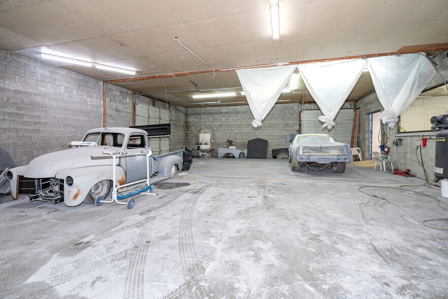 More Photos Of 539 N Tower Ave, Centralia Office For Sale