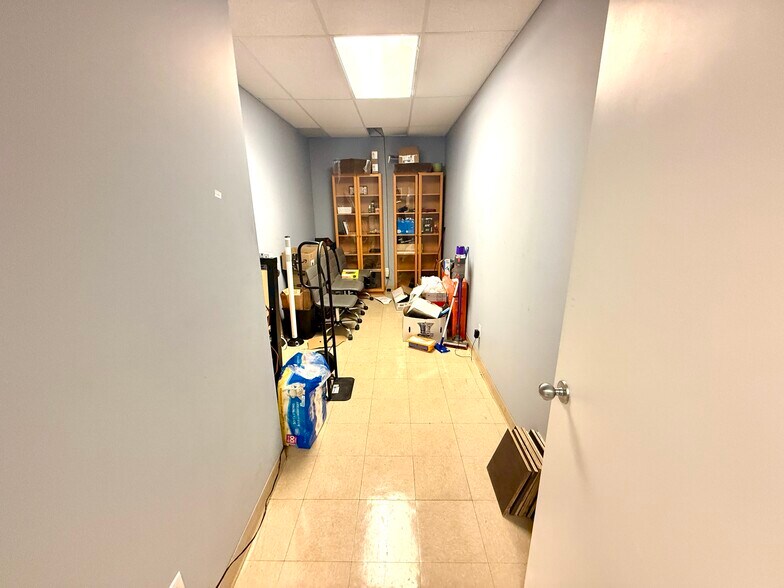 More Photos Of 4351 104th Ave SE, Calgary Warehouse For Sale