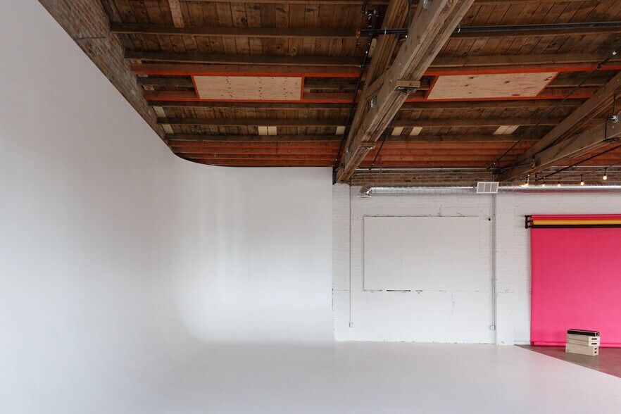 More Photos Of 2204 Washington Blvd, Ogden Storefront For Lease