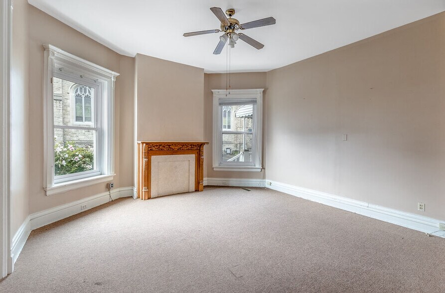 More Photos Of 1092 Main St, Buffalo Office For Lease