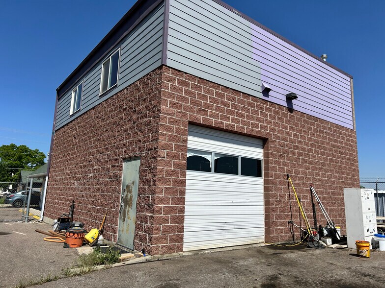 More Photos Of 6838 Lowell Blvd, Denver Warehouse For Sale