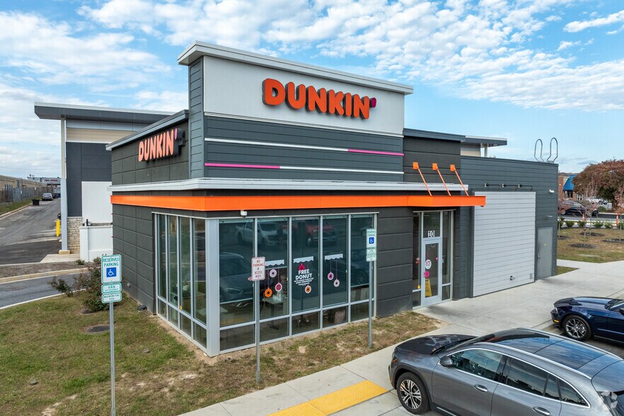 Primary Photo Of 122-150 Cranbrook Rd, Cockeysville Unknown For Lease