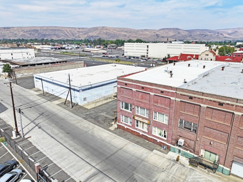 More Photos Of 31 N 1st Ave, Yakima General Retail For Sale