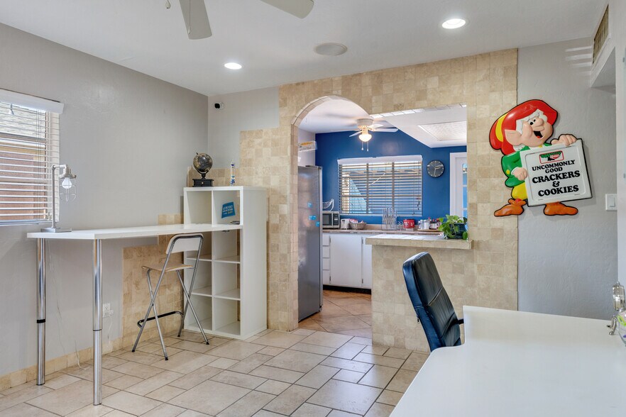 More Photos Of 3428 N 15th Ave, Phoenix Coworking Space