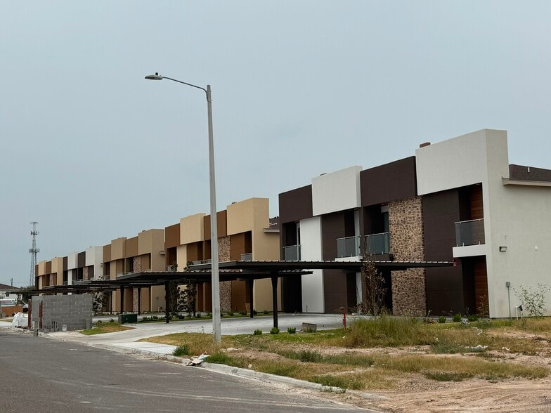 More Photos Of 1218 E Santa Rosa St, Edinburg Apartments For Sale