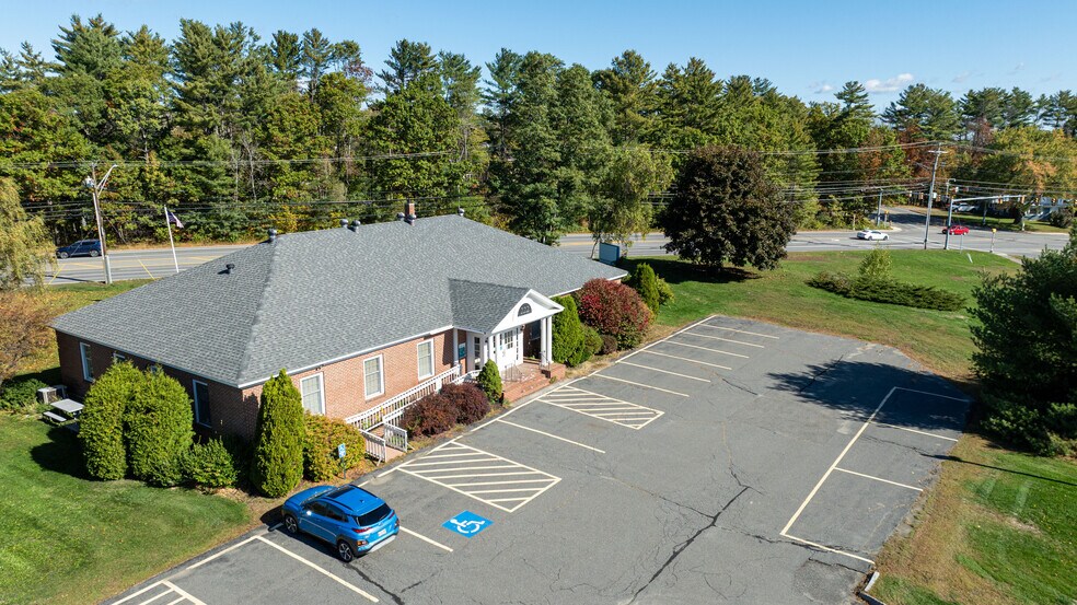 More Photos Of 200 Kennedy Memorial Dr, Waterville Flex For Lease