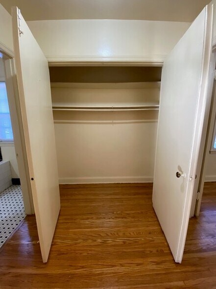 More Photos Of 1455 S 3rd St, Louisville Apartments For Sale