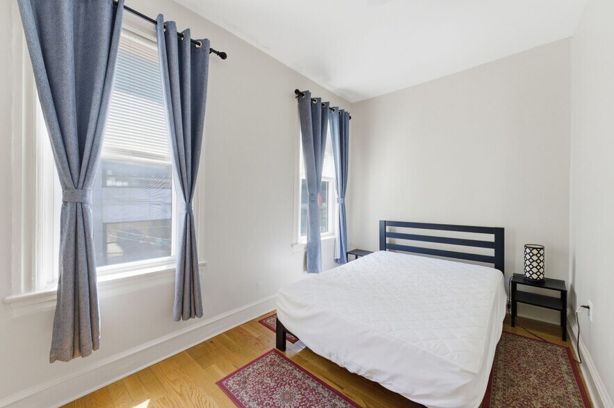 More Photos Of 2263 12th St NW, Washington Storefront Retail Residential For Sale