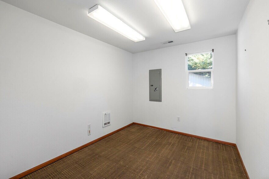 More Photos Of 2153 Bethel Rd SE, Port Orchard Office For Lease