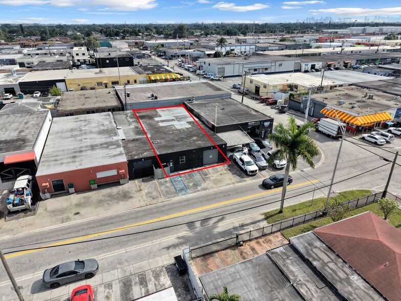 More Photos Of 4725 E 10th Ave, Hialeah Service For Lease