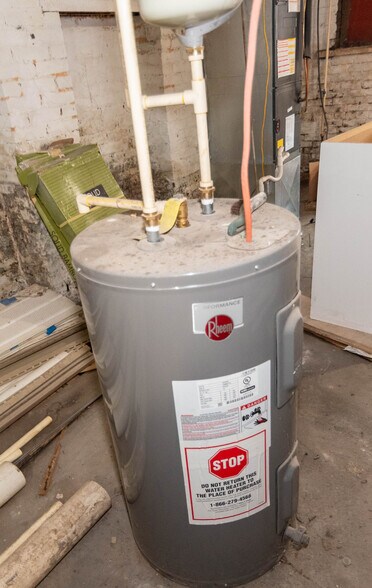 More Photos Of 2432 N Calvert St, Baltimore Apartments For Sale