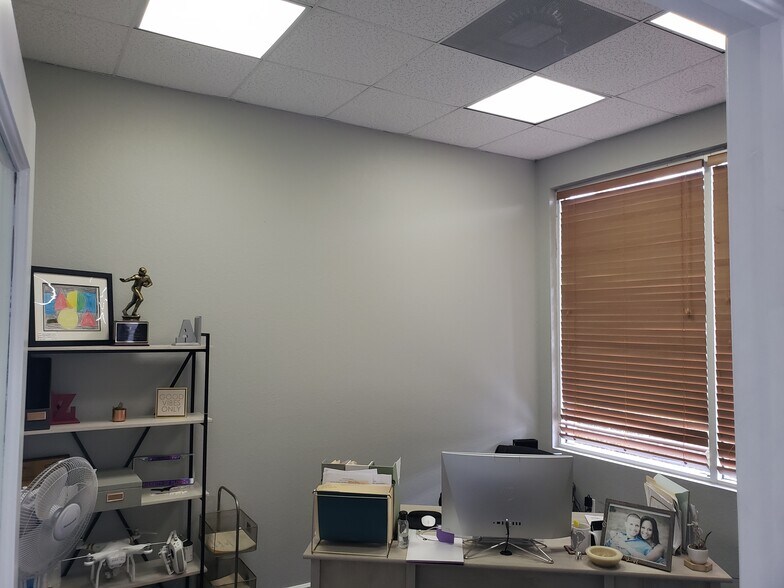 More Photos Of 4644 Coral Ridge Dr, Coral Springs Service For Lease
