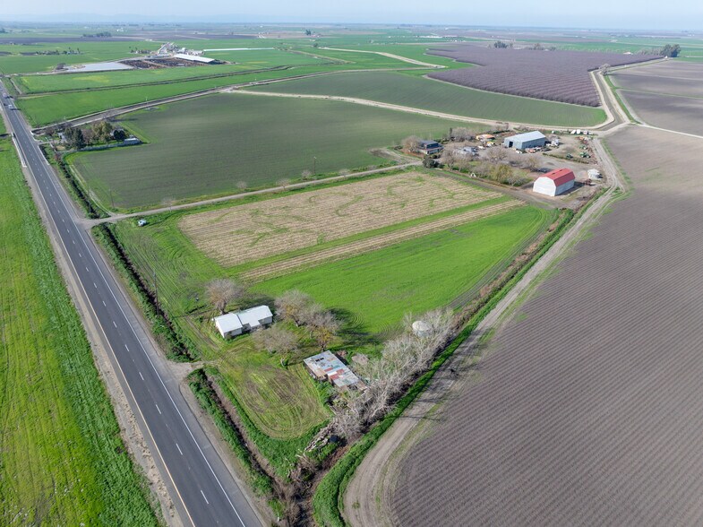 More Photos Of 9194 CA-152, Dos Palos Land For Sale