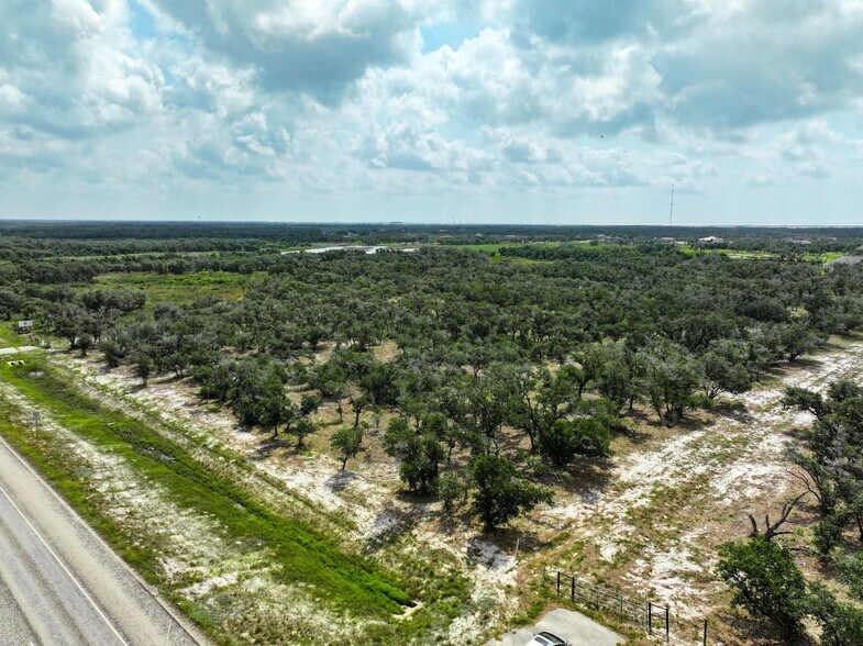 More Photos Of 704 South Highway 35 Byp, Rockport Land For Sale