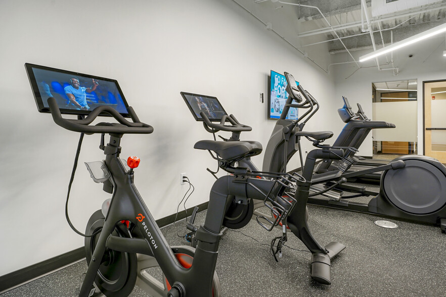 More Photos Of 9110 E Nichols Ave, Centennial Office For Lease