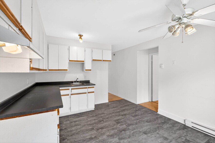 More Photos Of 195 Rue Wilson, Sherbrooke Apartments For Sale
