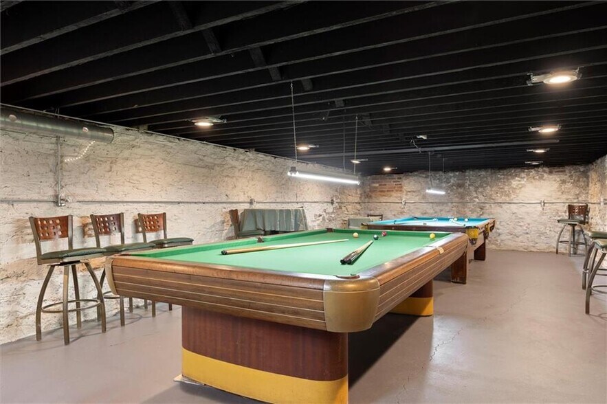 More Photos Of 104-106 W Pearl St, Harrisonville Freestanding For Sale