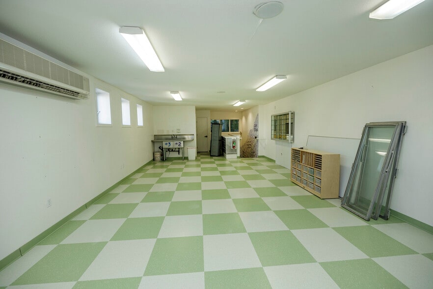 More Photos Of 918 10th St, Modesto Storefront Retail Office For Sale