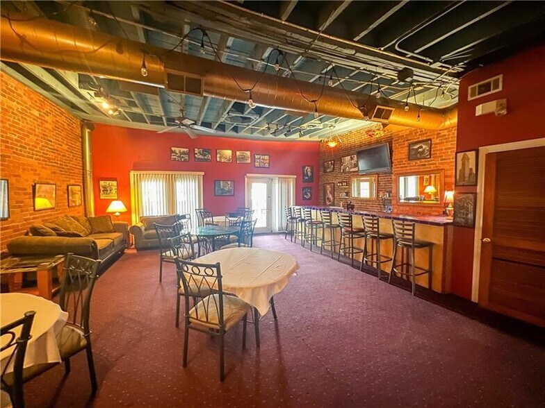 More Photos Of 118 N Main St, Butler Restaurant For Sale