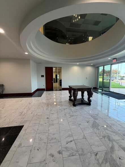 More Photos Of 9300 Wade Blvd, Frisco Office For Lease
