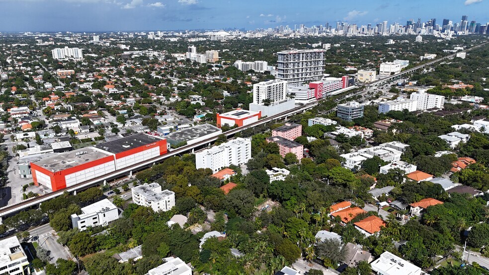 More Photos Of 3050 S Dixie Hwy, Miami Apartments For Sale